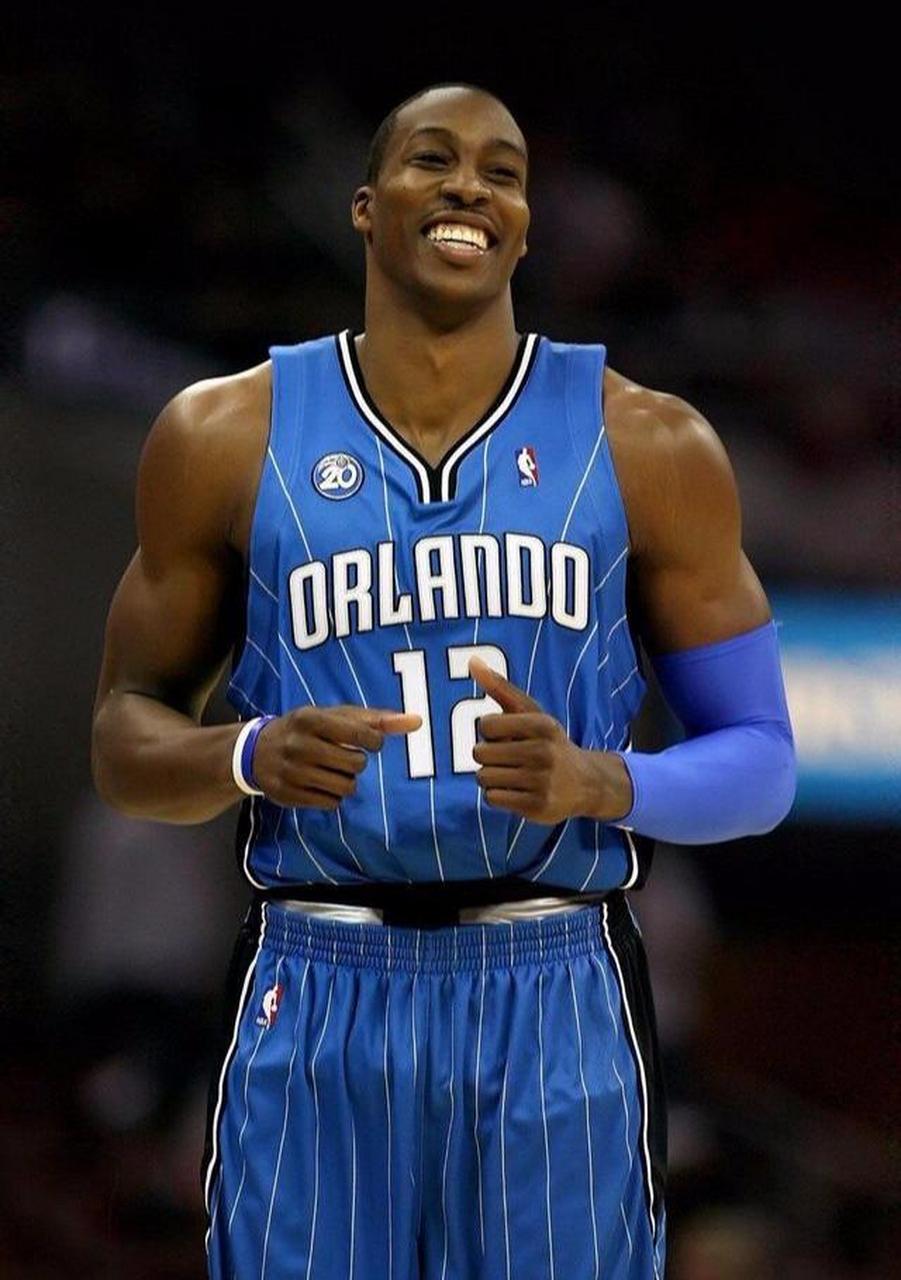 传记作者：莱万曾不满哈维的训练，他在波兰和拜仁都曾施压换帅（传记作者爆料：莱万不满哈维训练，曾在波兰与拜仁推动换帅）