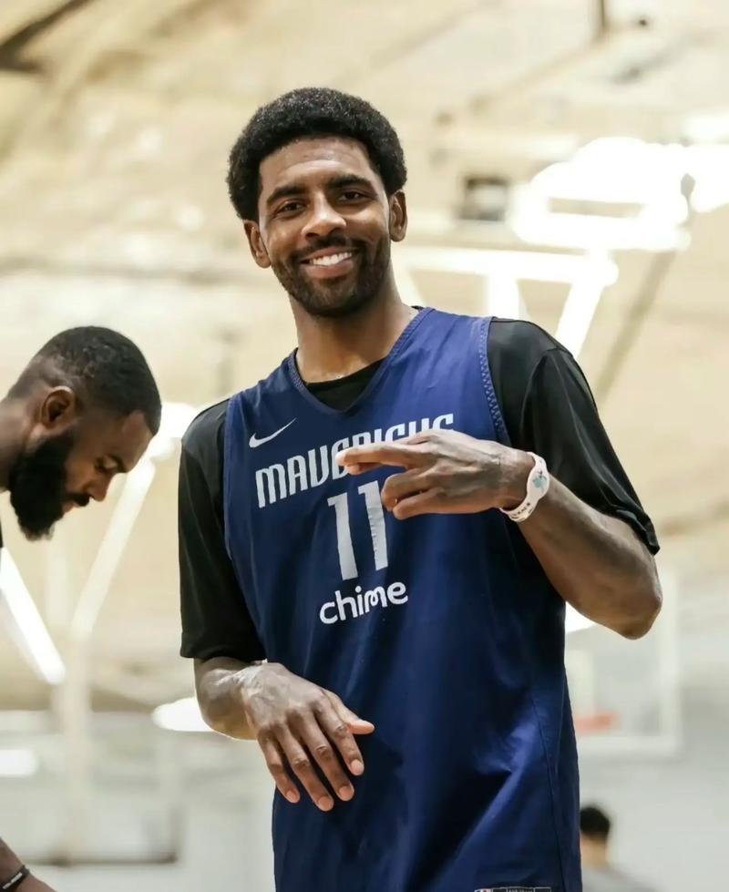 足球传控体系的核心原理（传控足球的核心机制）