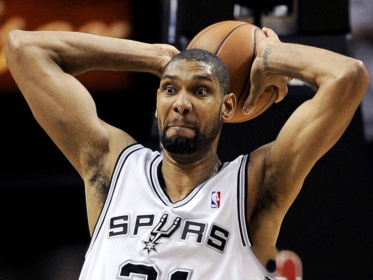 半场：多特1-0霍芬海姆，扬-科托助攻布兰特破门（半场战报：多特暂1-0领先霍芬海姆，扬-科托助攻布兰特建功）