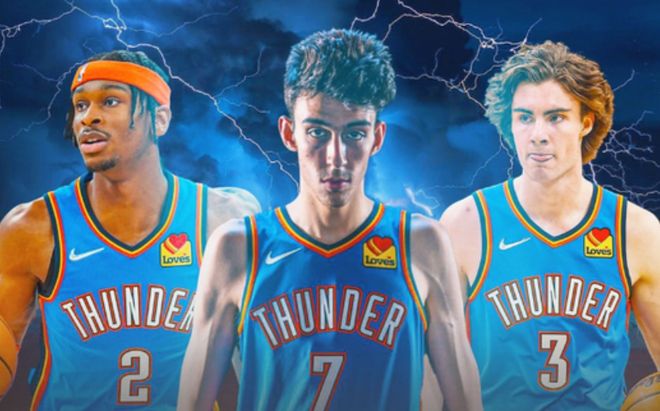 踢球者：拜仁计划1月再谈格纳布里和格雷茨卡续约（踢球者：拜仁拟于一月重启与格纳布里、格雷茨卡的续约谈判）