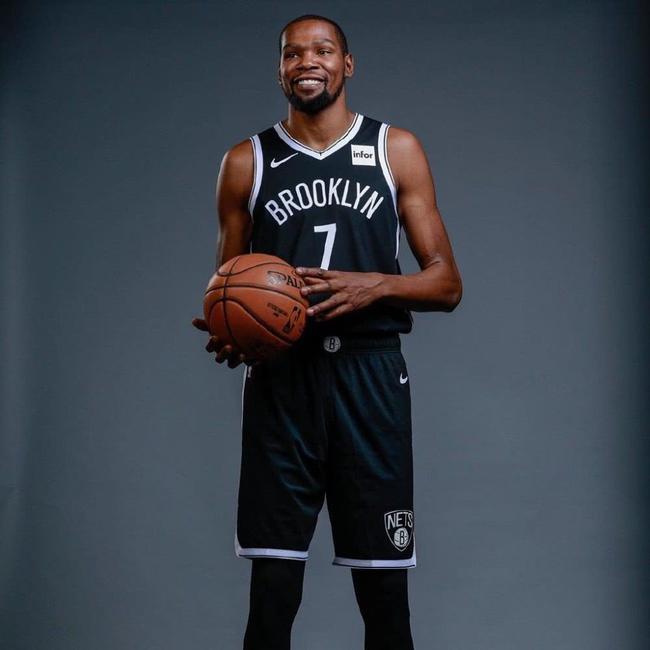 马尼科内：索默就像钟表一样精准；普利希奇比莱奥更有威胁（马尼科内：索默如钟般精准，普利希奇的威胁胜过莱奥）