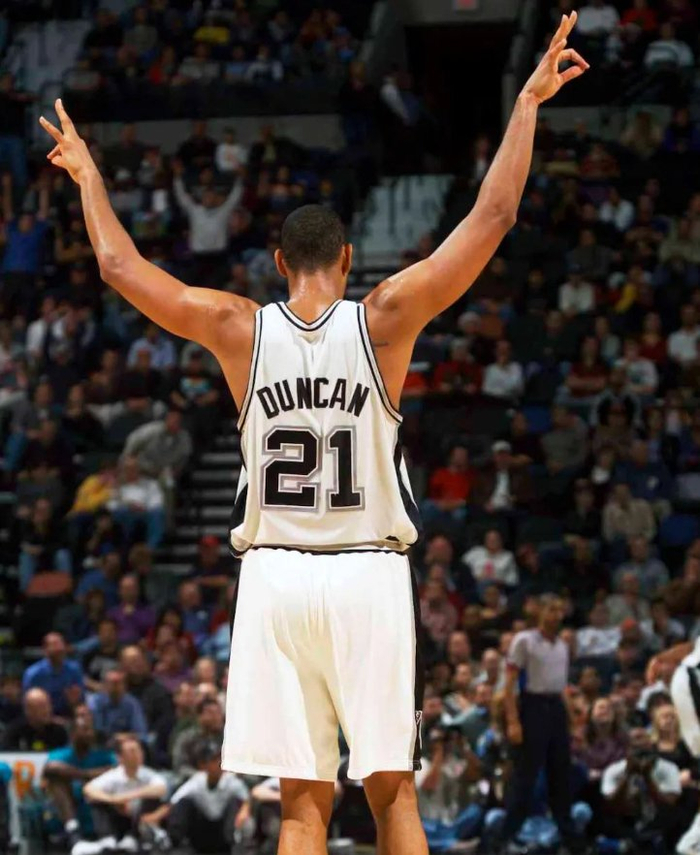 巴尔德吉：踏上诺坎普草坪时就像是一场梦；真希望能见到梅西（巴尔德吉：初登诺坎普如梦似幻，只盼与梅西相见）