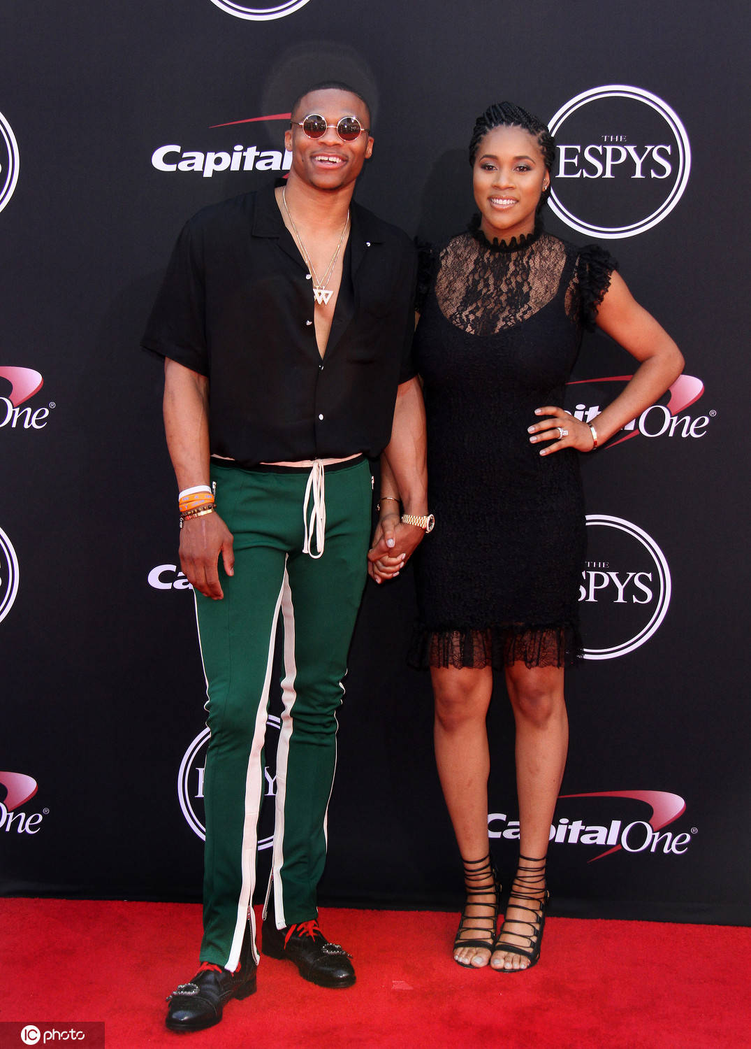 热闻｜独造3球，姆巴佩超越哈兰德独享五大联赛第一！皇马客场3-0毕尔巴鄂（姆巴佩独造三球力压哈兰德登顶五大联赛，皇马客场3-0击败毕尔巴鄂）